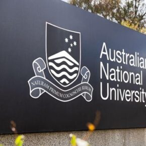 Скандал вокруг сокращений в ANU